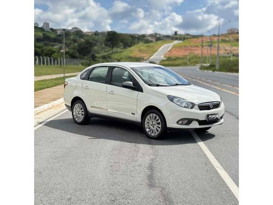 FIAT GRAND SIENA 1.6 MPI ESSENCE 16V FLEX 4P MANUAL
